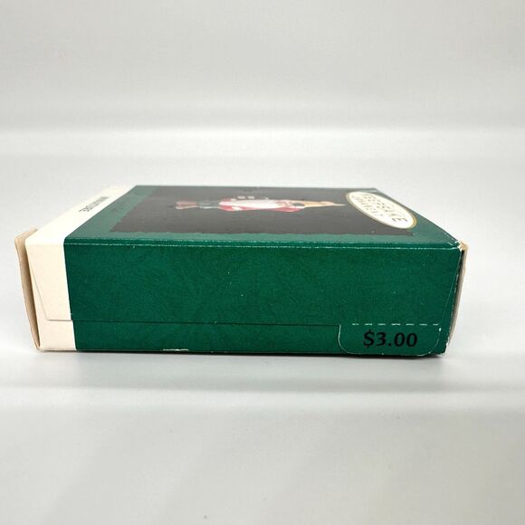 Hallmark Keepsake Lighting A Path Miniature Gnome Christmas 1993 Ornament - Picture 3 of 9